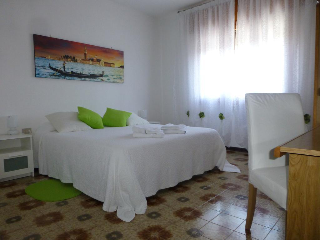 B&B Airport Venice Diego Tessera Quarto foto